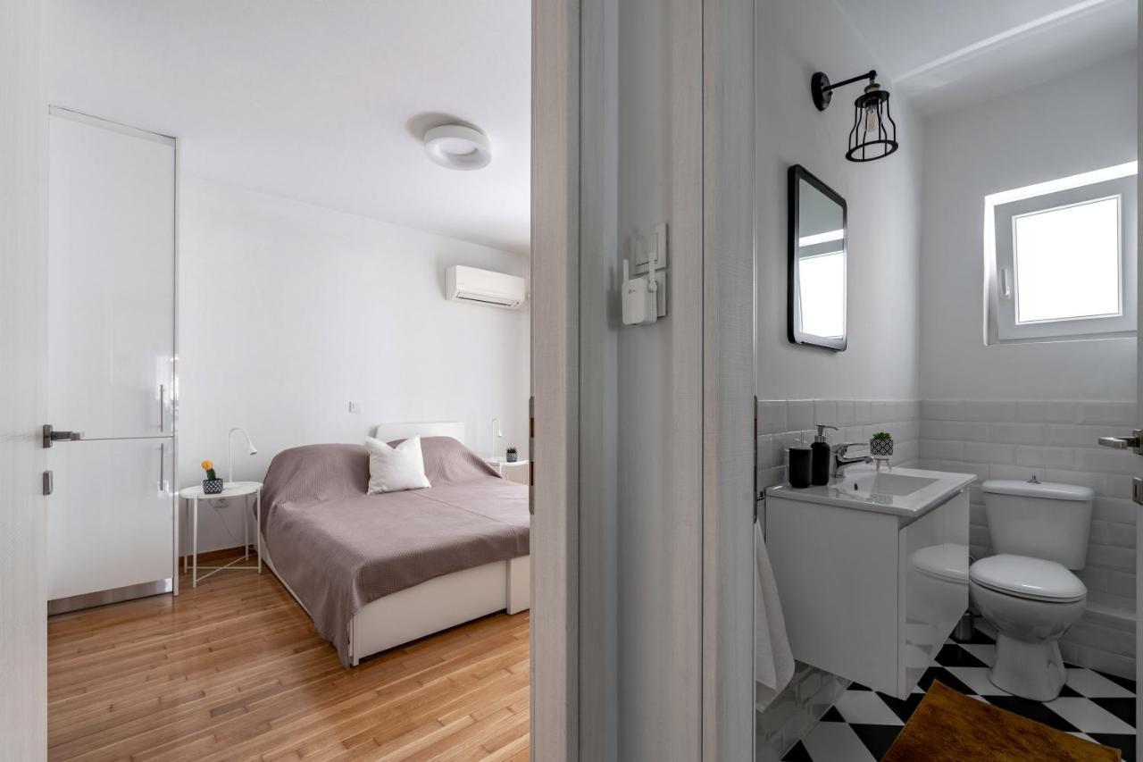 The Black Marble - Sea View, 2Br, 2Ba By Bnc Athens Ngoại thất bức ảnh